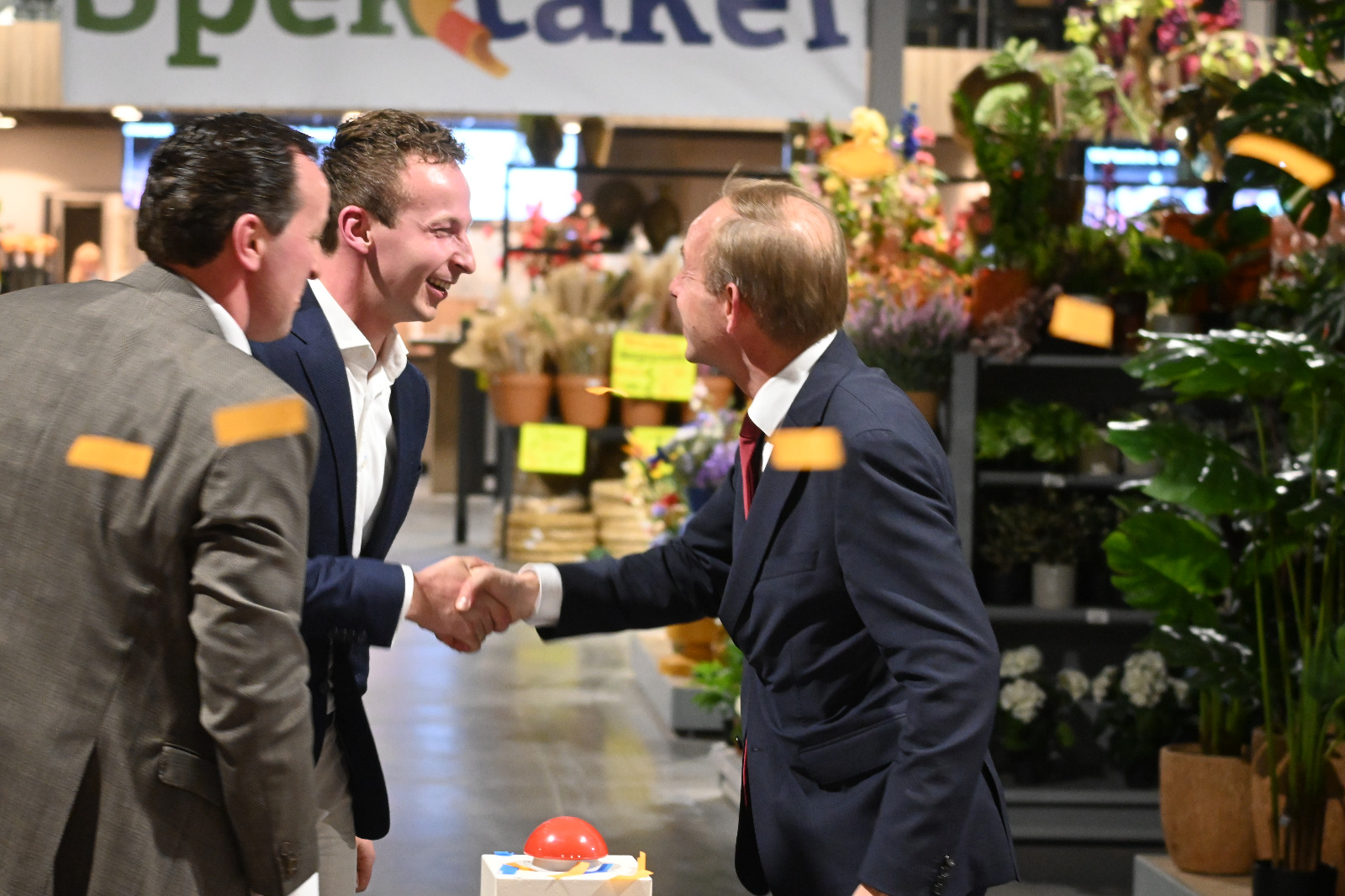 Afbeelding bij nieuwsbericht - OFFICIELE OPENING TUINCENTRUM - Spekvoordeel.nl